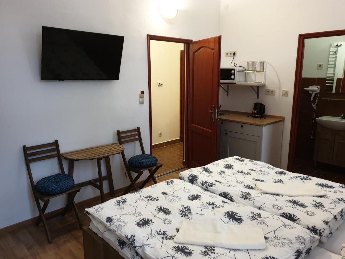 Guest House Orczy Park Budapest Exteriör bild
